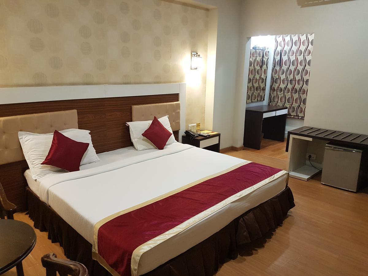 Hotel Sitara Residency Hyderabad Exterior photo